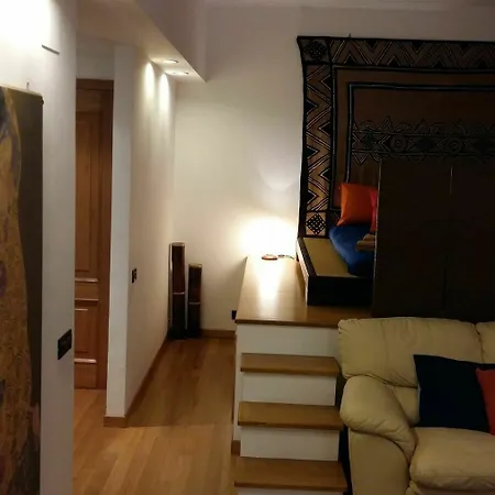 Costantinahouse *